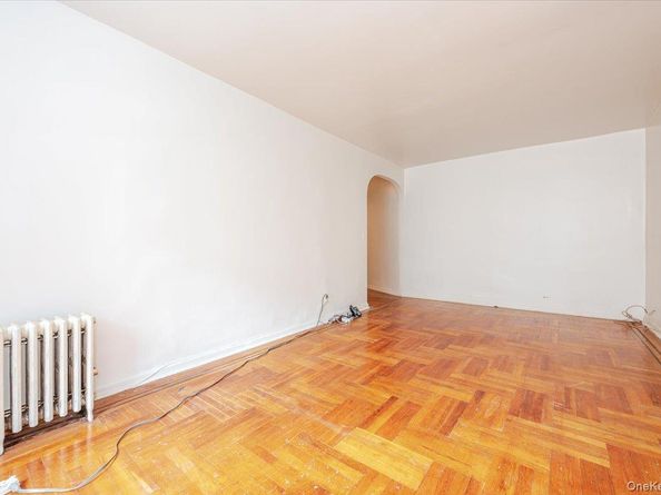 758 Brady Court 214, Bronx NY 10462