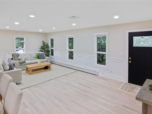 13 Bittersweet Avenue S, Hampton Bays NY 11946