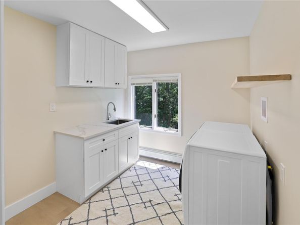 13 Bittersweet Avenue S, Hampton Bays NY 11946
