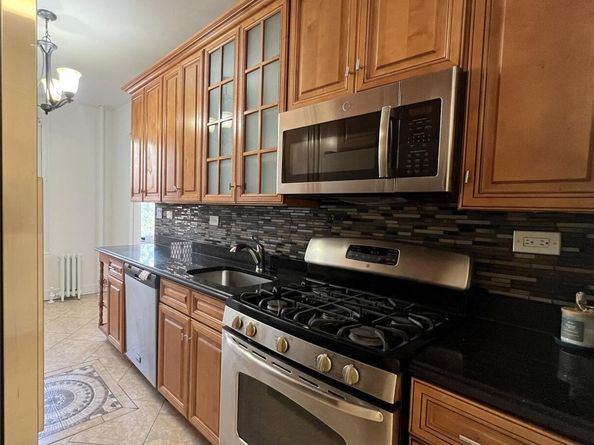 3392 Wayne Avenue F42, Bronx NY 10467