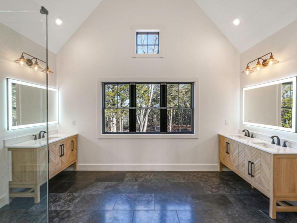475 West Lane, Aquebogue NY 11931