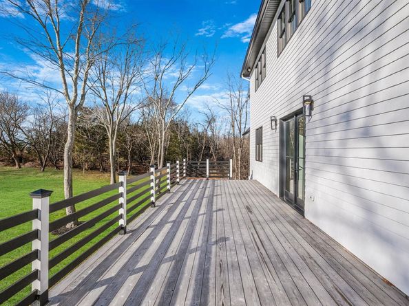475 West Lane, Aquebogue NY 11931