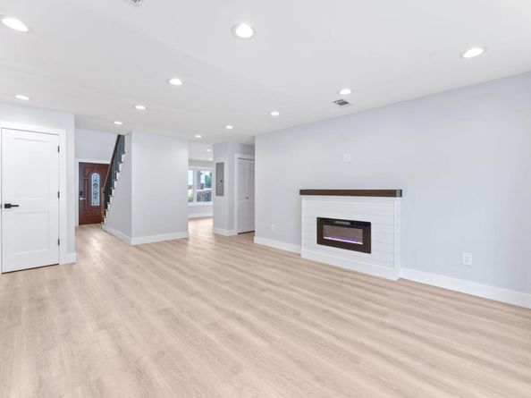 39 Stirrup Lane, Levittown NY 11756