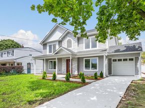 39 Stirrup Lane, Levittown NY 11756