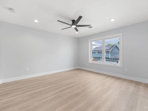39 Stirrup Lane, Levittown NY 11756