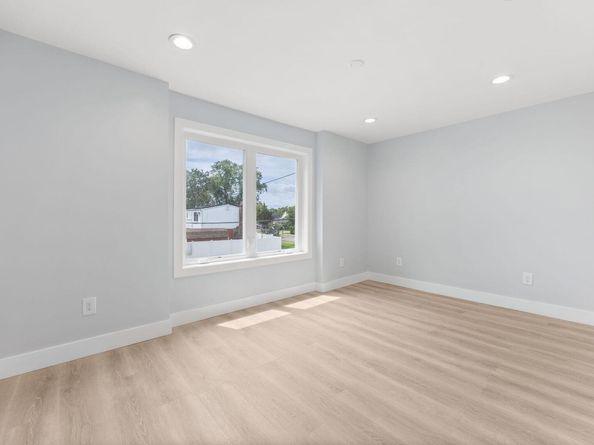 39 Stirrup Lane, Levittown NY 11756