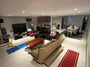164-22 73rd Ave, Fresh Meadows NY 11366
