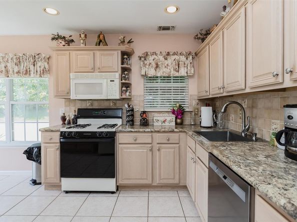 1 Kate Circle, Middle Island NY 11953