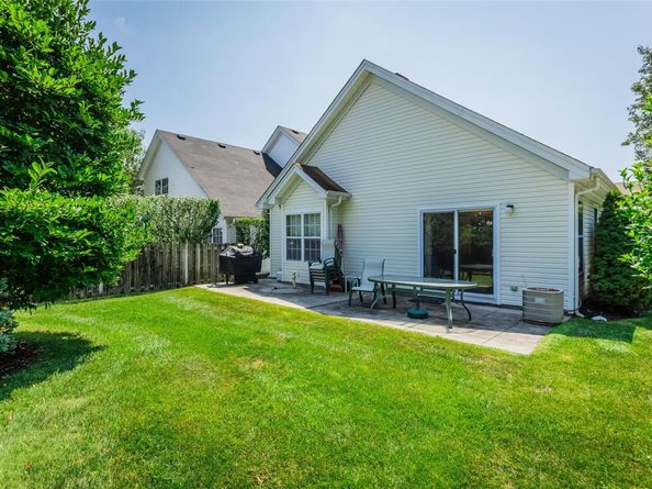 1 Kate Circle, Middle Island NY 11953