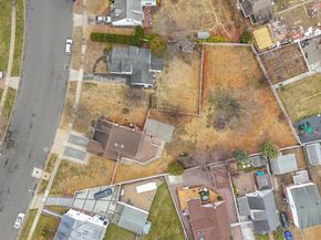 100 Morris Parkway, Valley Stream NY 11580