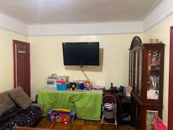 1346 Fteley Avenue, Bronx NY 10472