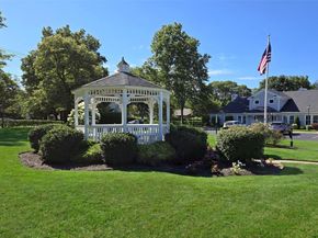 865 Church Street 4A, Bohemia NY 11716