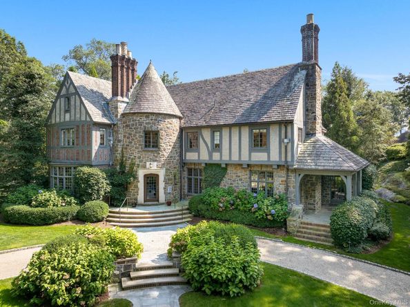 42 Masterton Road, Bronxville NY 10708