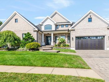 10 Skylark Road
