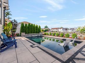 10 Skylark Road, Massapequa Park NY 11762