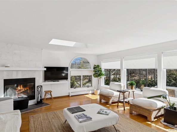 997 Springs Fireplace Road, East Hampton NY 11937