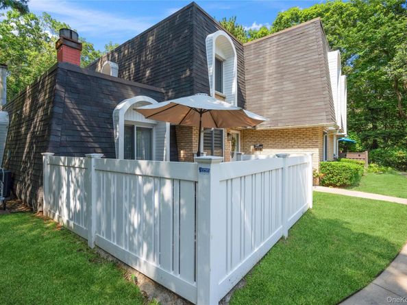 260 Birchwood Road, Medford NY 11763