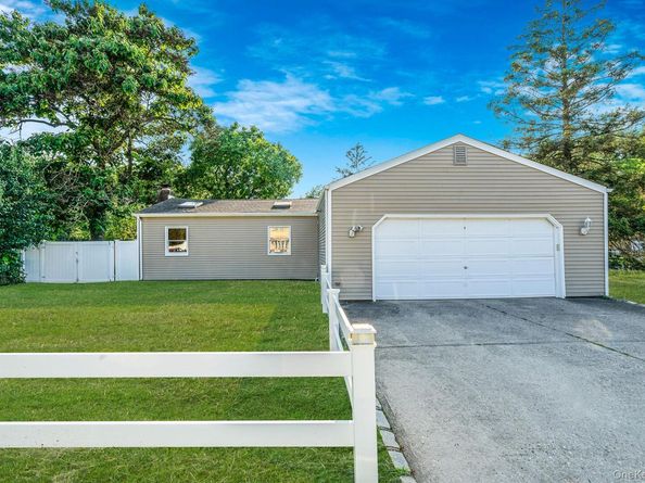 730 Spur Drive N, Bay Shore NY 11706