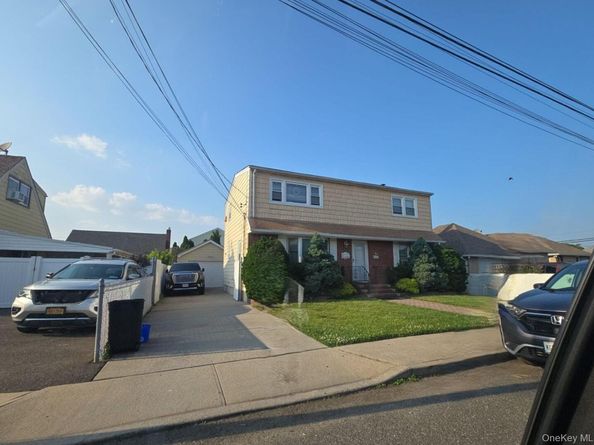 1314 Globe Avenue, Elmont NY 11003