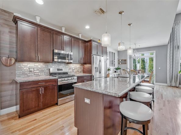 4 Lilac Lane, Ridge NY 11961