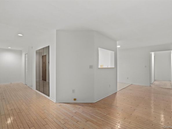 24 Ray Place 24, Scarsdale NY 10583
