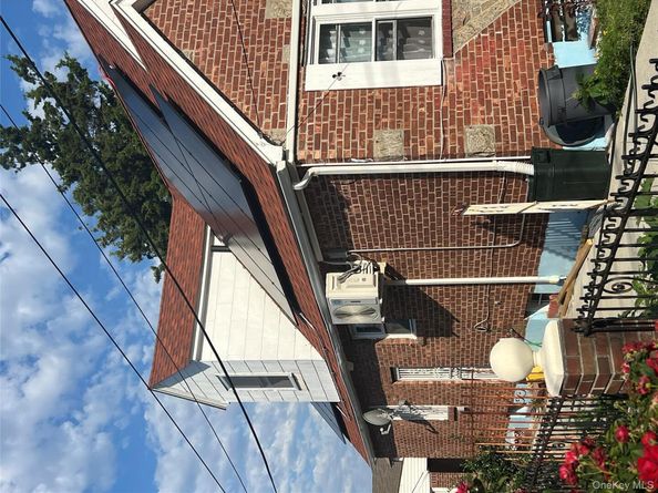 11608 196th Street, Saint Albans NY 11412