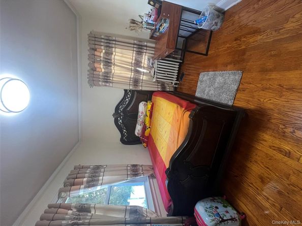 11608 196th Street, Saint Albans NY 11412