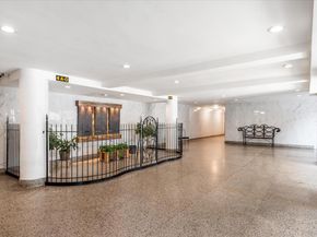 60-11 Broadway 3L, Woodside NY 11377