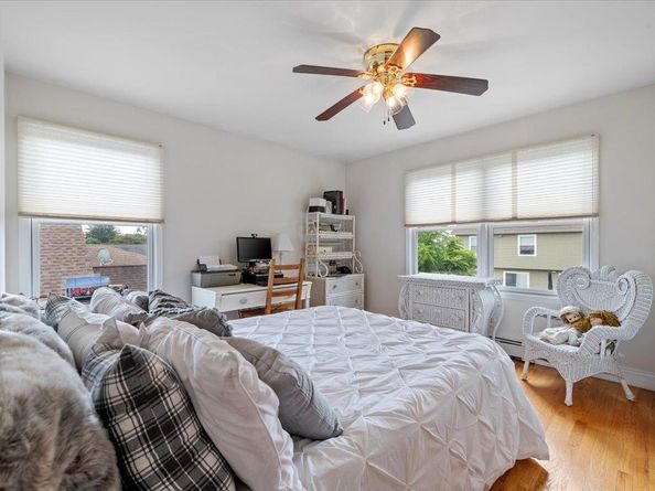 189 N Windhorst Avenue, Bethpage NY 11714