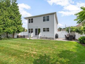 189 N Windhorst Avenue, Bethpage NY 11714