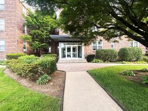 530 Dubois Avenue B3, Valley Stream NY 11581