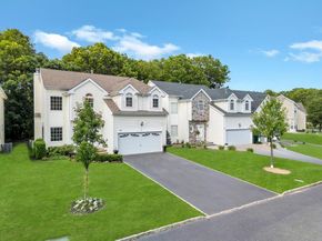 30 Sunflower Ridge Road, South Setauket NY 11720