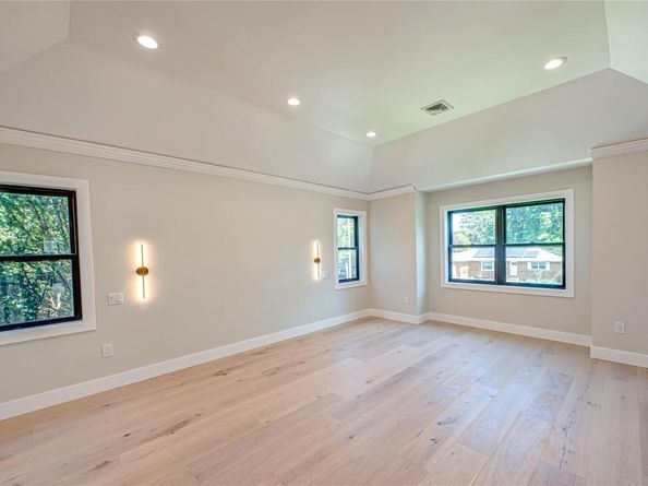 120 Fifth Street, Saint James NY 11780