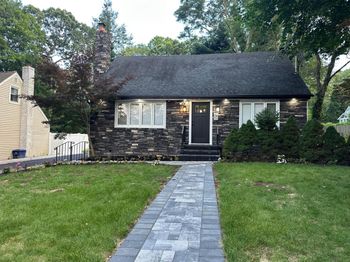 18 Davis Street