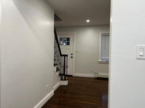 18 Davis Street, Melville NY 11747