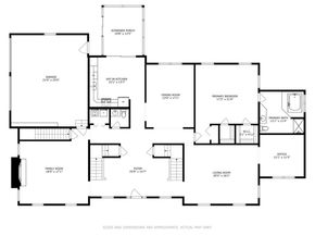 4 Springview Court, East Patchogue NY 11772