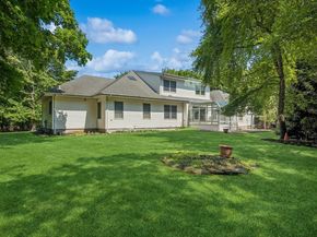 4 Springview Court, East Patchogue NY 11772