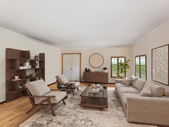 4 Springview Court, East Patchogue NY 11772