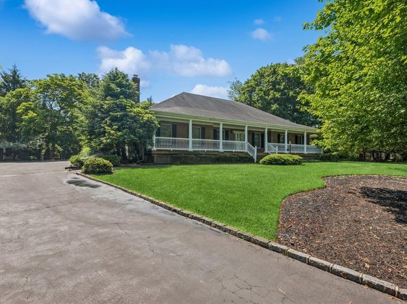 4 Springview Court, East Patchogue NY 11772