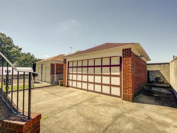 8507 Union Turnpike, Glendale NY 11385