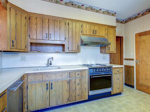 8507 Union Turnpike, Glendale NY 11385