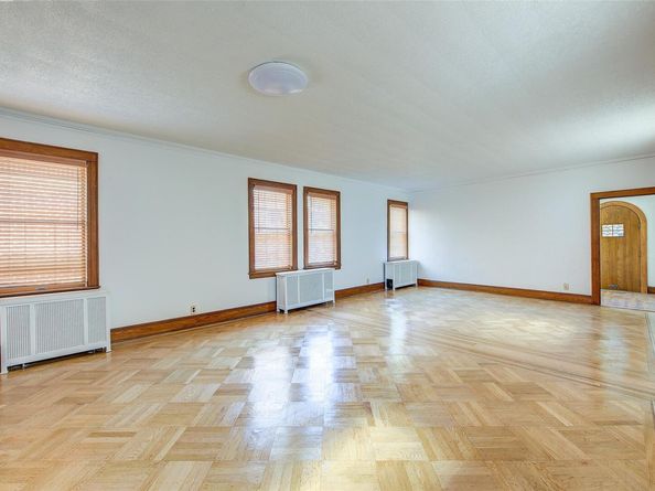 8507 Union Turnpike, Glendale NY 11385
