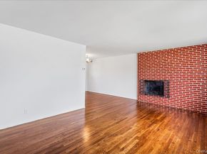 19 Dakota Street, Hicksville NY 11801