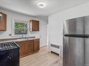 19 Dakota Street, Hicksville NY 11801