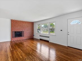 19 Dakota Street, Hicksville NY 11801