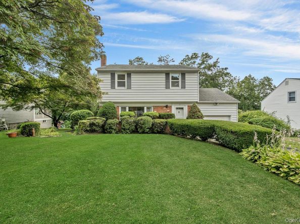 21 Pamela Lane, Valhalla NY 10595