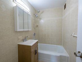 610 Waring Avenue 5F, Bronx NY 10467