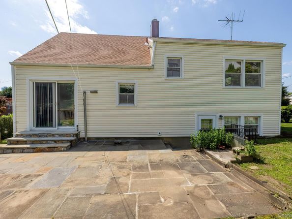 18 Gainsborg Avenue E, West Harrison NY 10604