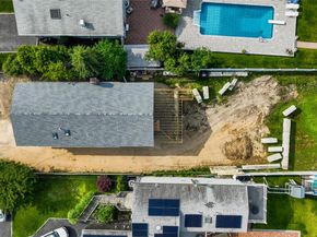750 Shore Walk, Lindenhurst NY 11757