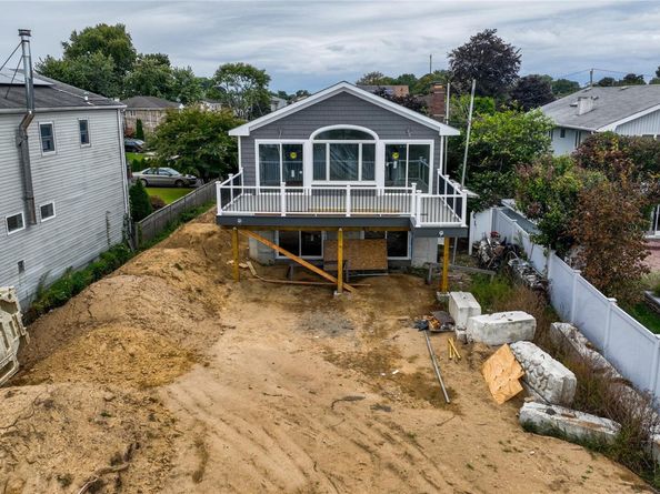 750 Shore Walk, Lindenhurst NY 11757